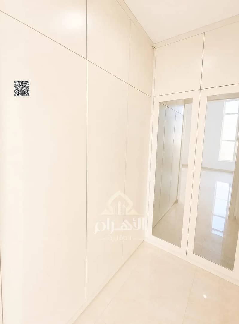 18 869667210-1066x800. webp