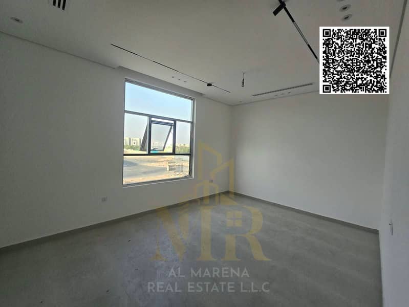 15 cae3f14c-f1e0-4676-b496-7ebd156c81a1. jpg