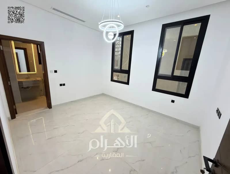9 869672367-1066x800. webp