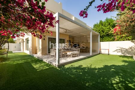 3 Schlafzimmer Villa zum Verkauf in The Lakes, Dubai - Villa in The Lakes,Zulal,Zulal 1, 3 schlafzimmer, 7500000 AED - 16557259 3 Schlafzimmer Villa zum Verkauf in The Lakes, Dubai - Villa in The Lakes,Zulal,Zulal 1, 3 schlafzimmer, 7500000 AED - 16557259