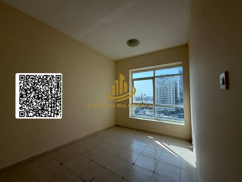 5 cfd7d5df-c0cf-4e5d-a313-4e6874ff885f. jpg