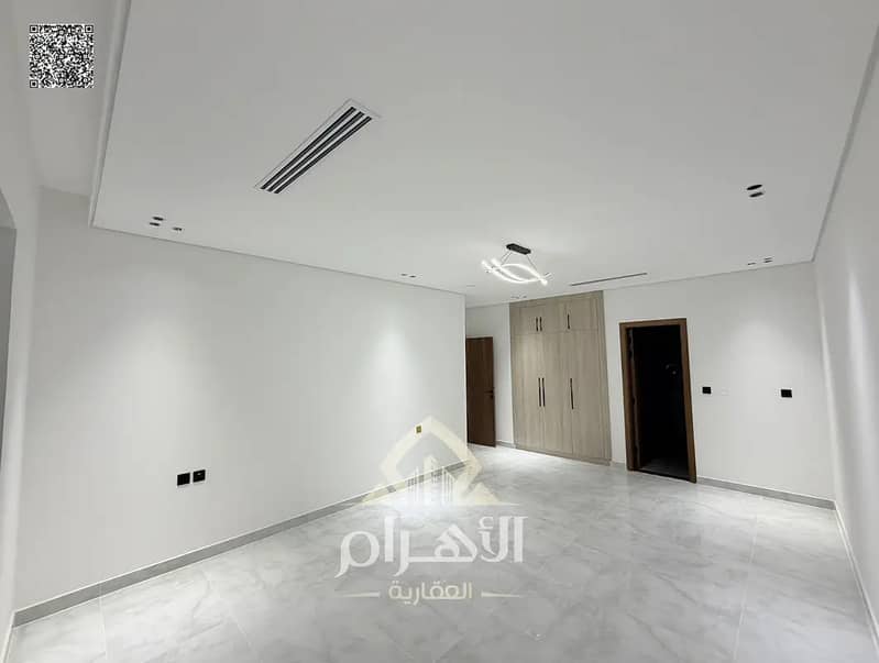 25 869672198-1066x800. webp