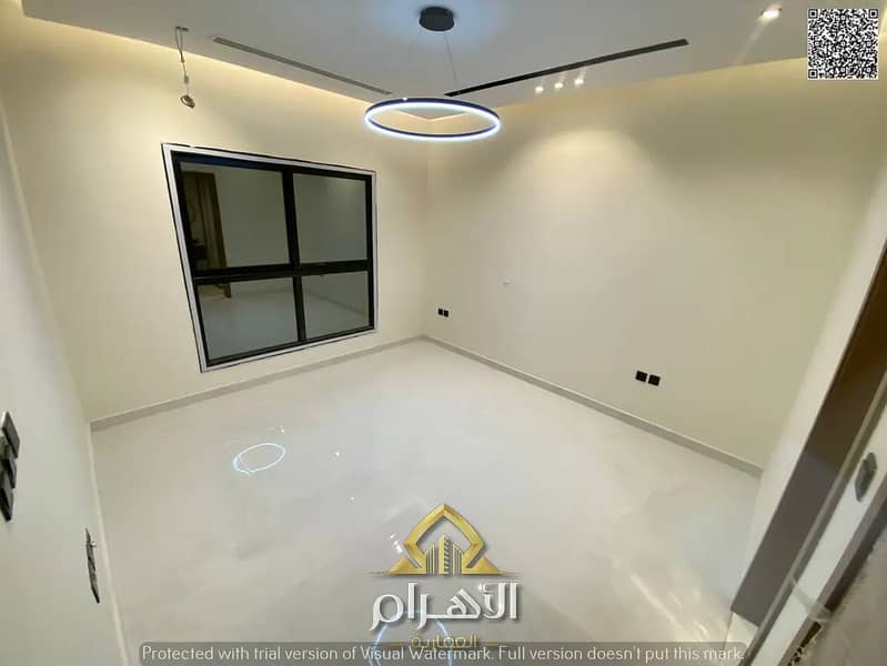 29 869804046-1066x800. webp