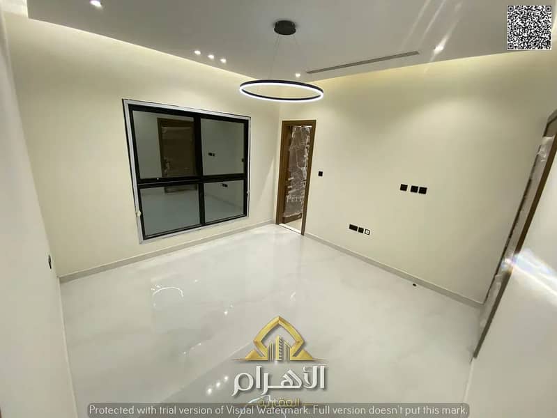 31 869804048-1066x800. webp