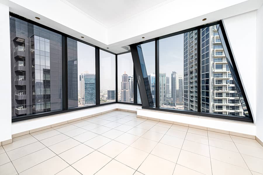 6 713-silverene-tower-b-1br-18. jpg