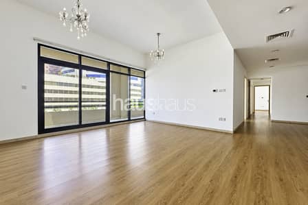 3 Bedroom Flat for Rent in The Greens, Dubai - Upgraded Kitchen & Floor | Great Layout | Spacious