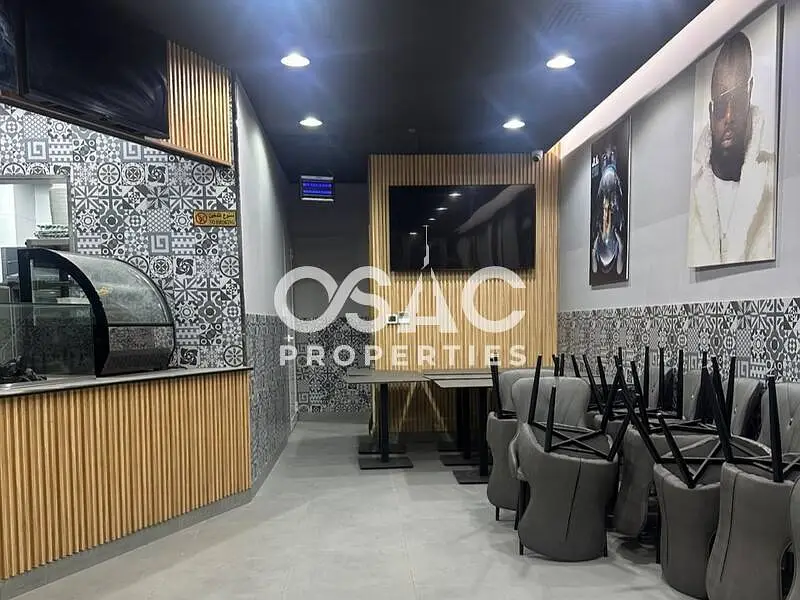 Direct on the main Road I Fully Fitted Restaurant