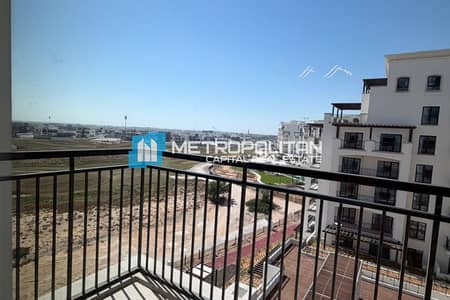 2 Bedroom Apartment for Sale in Yas Island, Abu Dhabi - Hot Deal | Golf Course View | Fully Furnished 2 Bedroom Apartment for Sale in Yas Island, Abu Dhabi - Hot Deal | Golf Course View | Fully Furnished