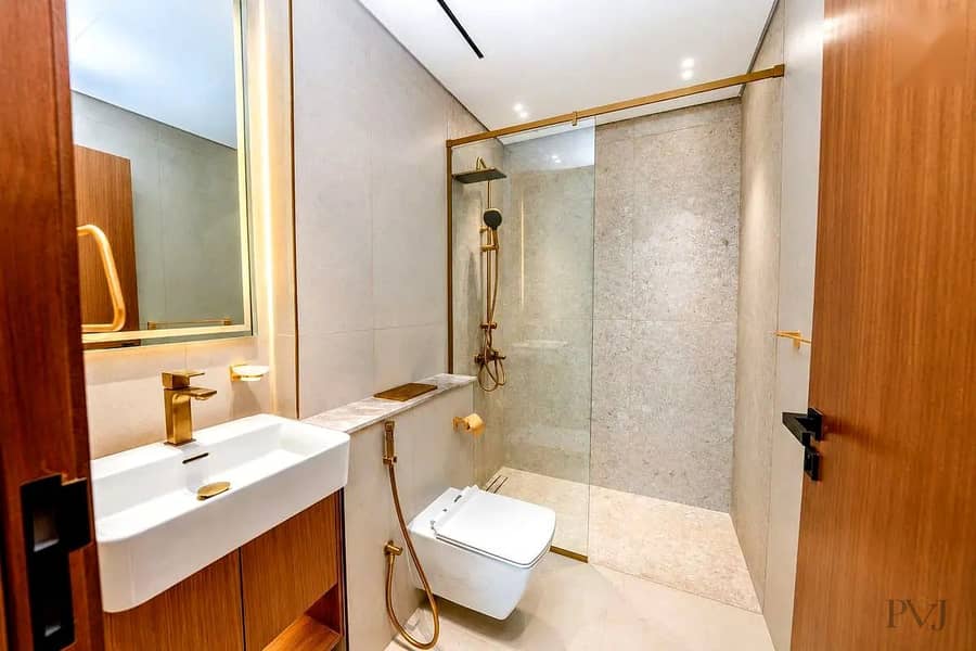12 property_photo_04. jpg