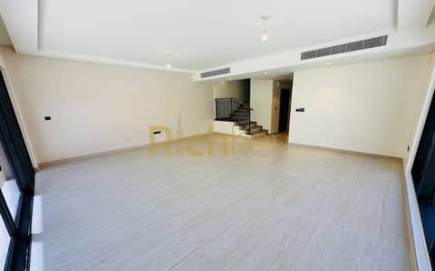 تاون هاوس 5 غرف نوم للايجار في داماك لاجونز، دبي - 452a6e89-16d1-4618-97e7-496d99043bc5. jpeg