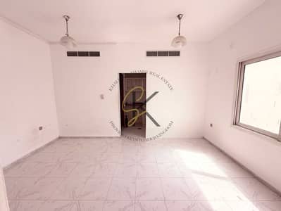 Studio te Huur in Muwaileh Commercial, Sharjah - IMG_3418. jpg