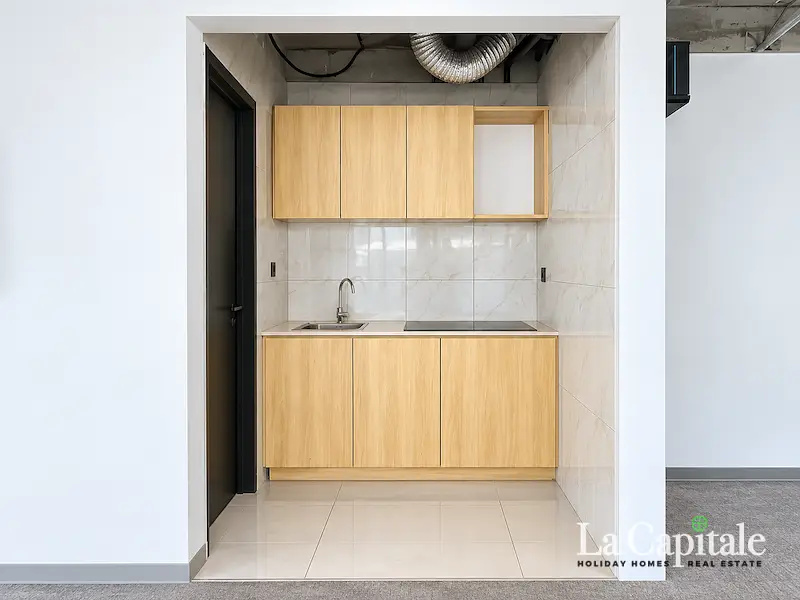 GENUINE RESALE | PRIME LOCATION | HIGH ROI