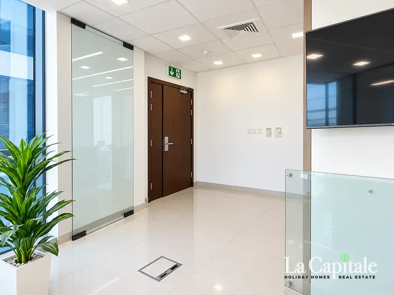 GENUINE RESALE | PRIME LOCATION | HIGH ROI