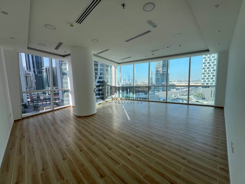 Prime Location | Compact Office | Canal view