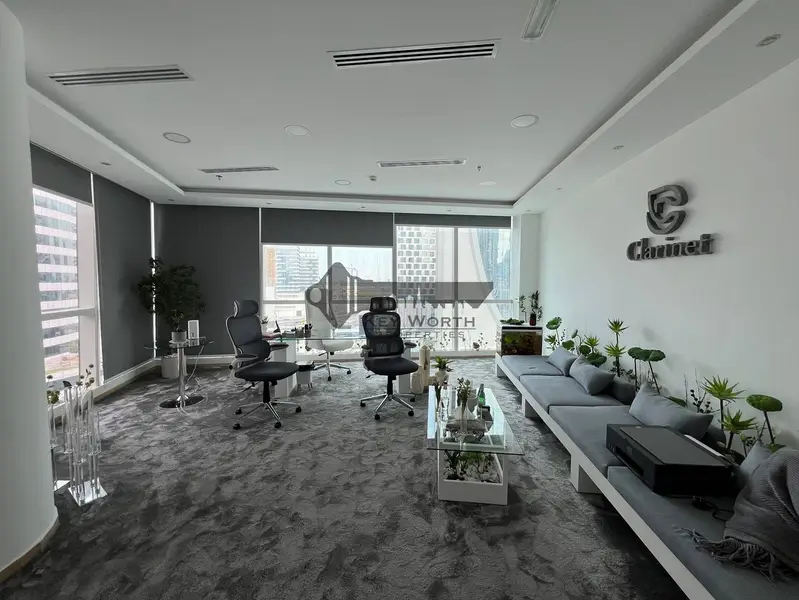 Prime Location | Compact Office | Canal view