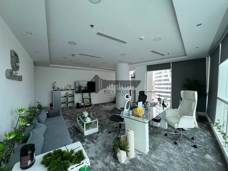 Prime Location | Compact Office | Canal view