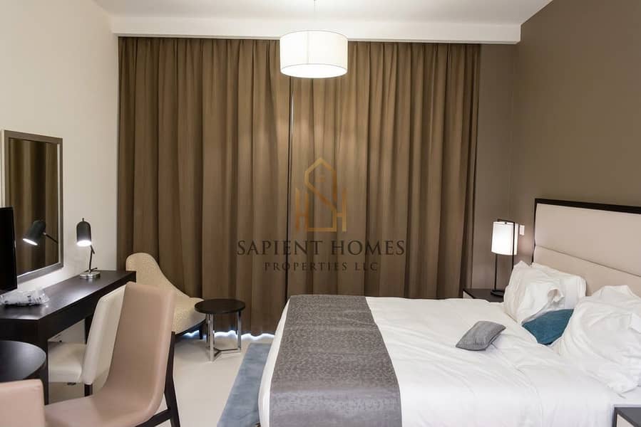 6 048fc06b-dbf4-400e-9672-da4f0dc7f115. jpg