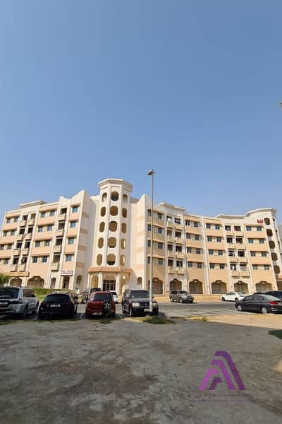 2 Slaapkamers Appartement te Huur in International City, Dubai - image(28). jpg