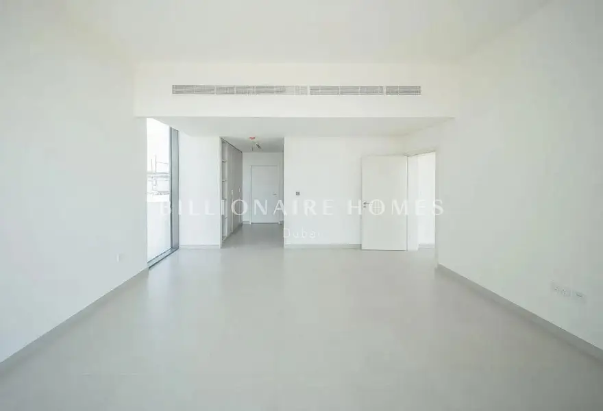 Single Row | Close to Amenities | Below OP