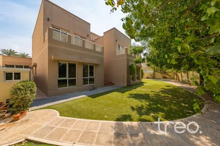 4 Schlafzimmer Villa zum Verkauf in The Meadows, Dubai - Watermarked-18. jpg 4 Schlafzimmer Villa zum Verkauf in The Meadows, Dubai - Watermarked-18. jpg