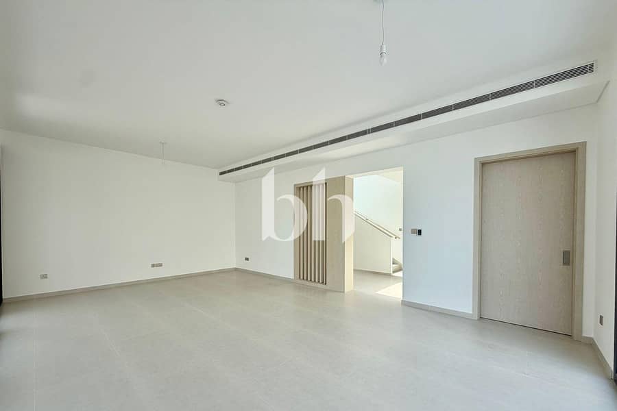3 images image img