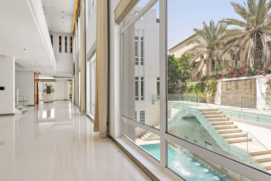 7 UAE-S-60101-Emirates Hills_Page_07_Image_0001. jpg