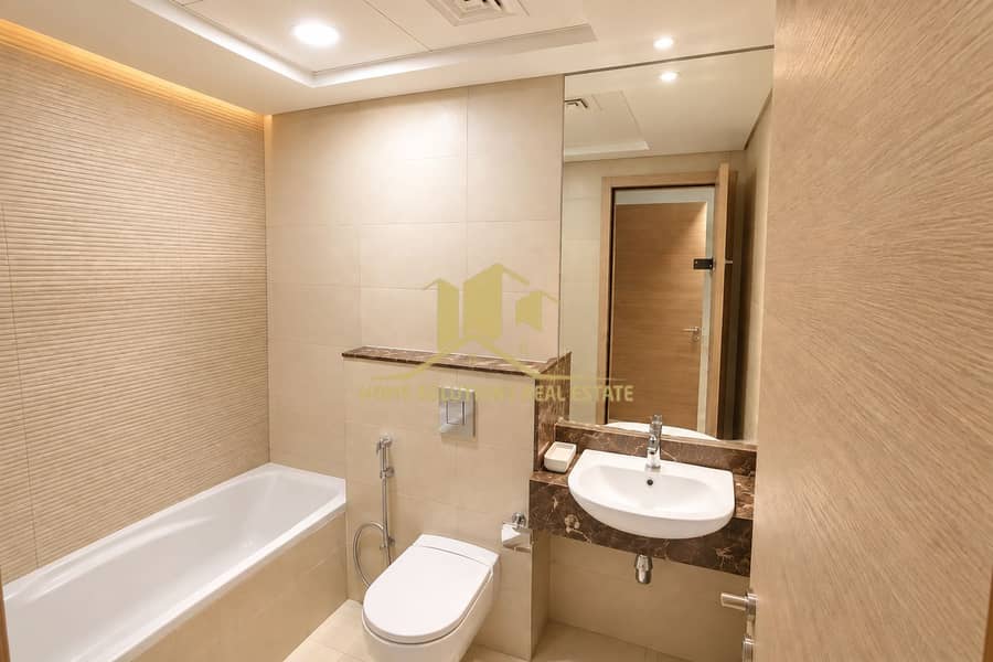 3 BATHROOM. png