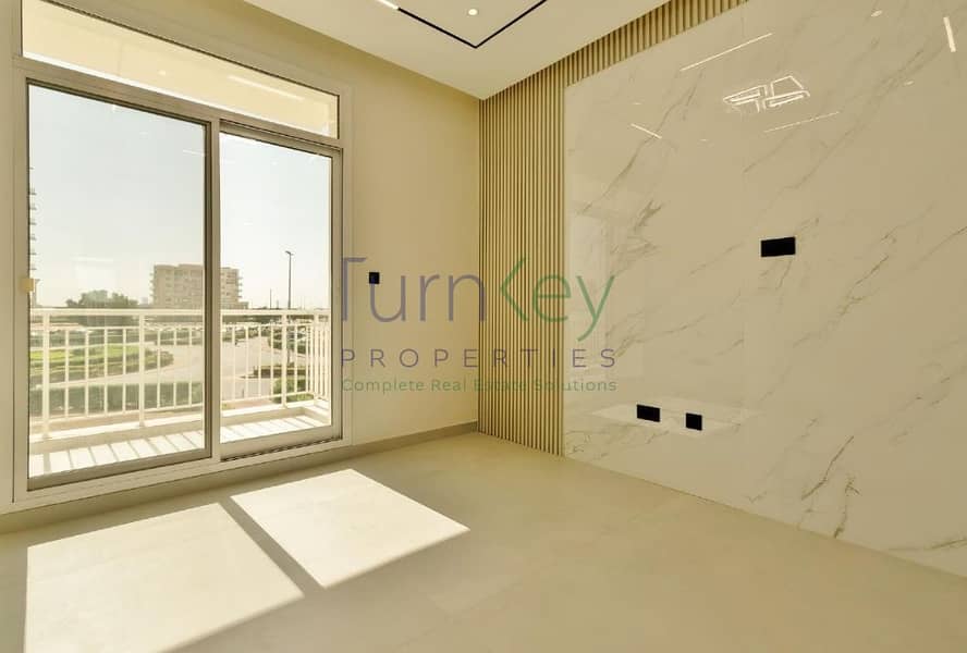 4 Screenshot_1-10-2026_10714_app. propertyfinder. ae. jpeg
