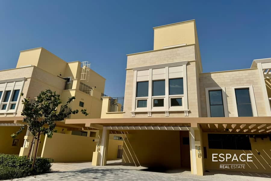 Villa in DAMAC Lagoons,Malta, 4 slaapkamers, 150000 AED - 16698022 Villa in DAMAC Lagoons,Malta, 4 slaapkamers, 150000 AED - 16698022