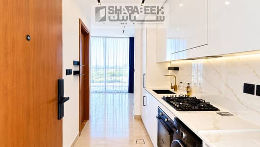 استوديو  للايجار في قرية جميرا الدائرية، دبي - WhatsApp Image 2026-10-01 at 2.10. 52 AM. jpeg