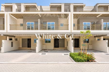 Townhouse de 4 chambres à à vendre à DAMAC Hills 2 (Akoya by DAMAC), Dubai - Maison de ville à DAMAC Hills 2 (Akoya by DAMAC),Camelia, 4 chambres, 1899999 AED - 12763974 Townhouse de 4 chambres à à vendre à DAMAC Hills 2 (Akoya by DAMAC), Dubai - Maison de ville à DAMAC Hills 2 (Akoya by DAMAC),Camelia, 4 chambres, 1899999 AED - 12763974