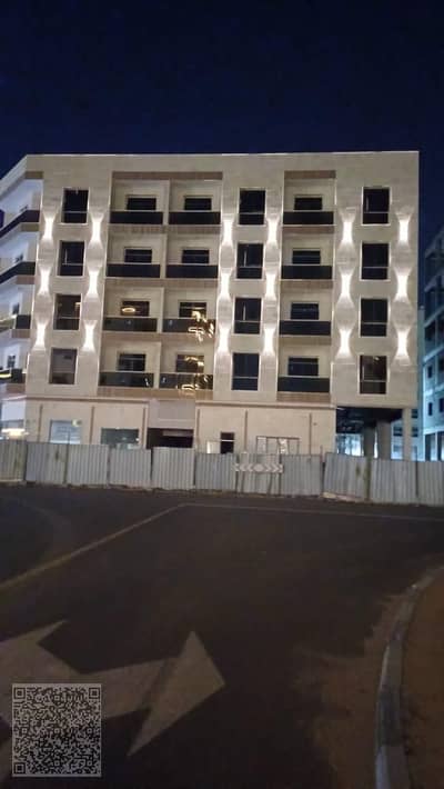10+ Habitaciones Building para en Venta en Al Jurf, Ajman - WhatsApp Image 2026-10-01 at 10.03. 13 (1). jpeg 10+ Habitaciones Building para en Venta en Al Jurf, Ajman - WhatsApp Image 2026-10-01 at 10.03. 13 (1). jpeg