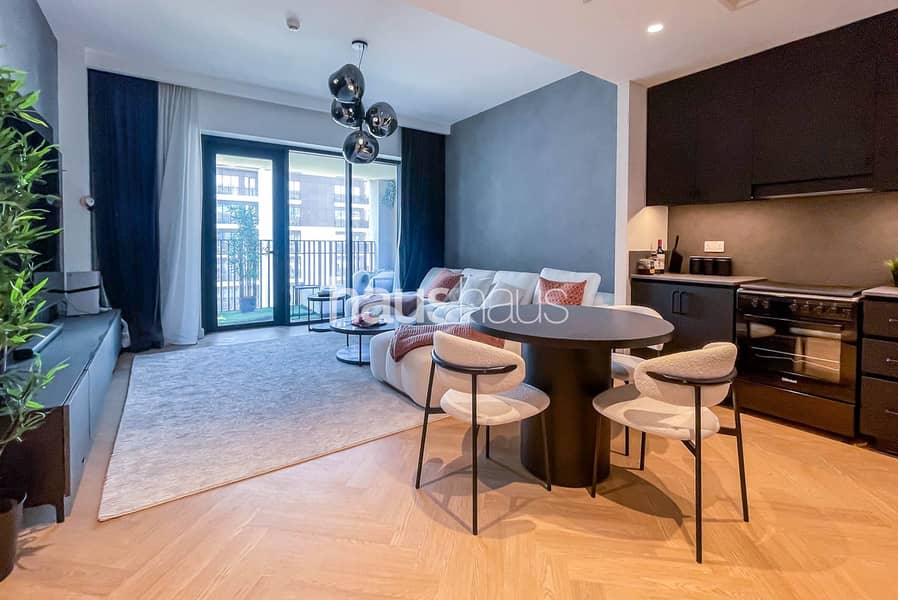 Beautifully Upgraded l Fully Furnished I Open View Beautifully Upgraded l Fully Furnished I Open View