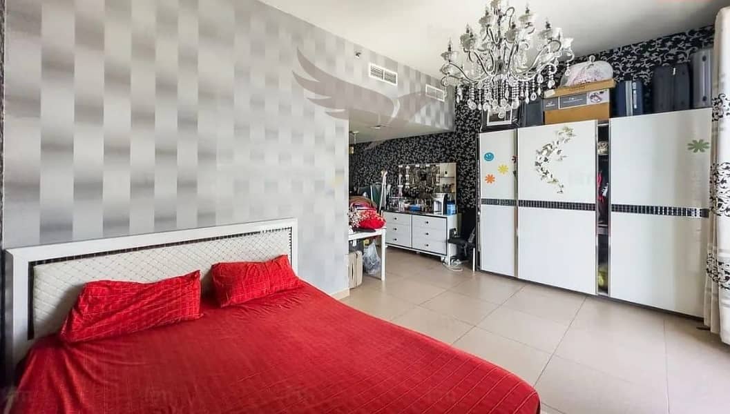 High Floor | Partial Canal View | Prime Location High Floor | Partial Canal View | Prime Location