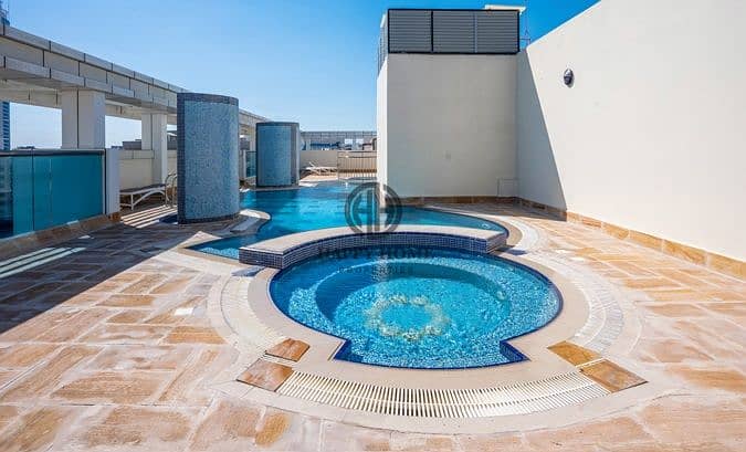 12 SN-Pool. jpg