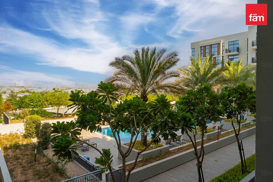 Vacant | Pool Views | Prime Location Vacant | Pool Views | Prime Location