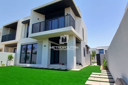 4 Bedroom Townhouse for Sale in Jebel Ali Village, Dubai - 4BR Corner Unit | Next to Clubhouse | B1 Facade
