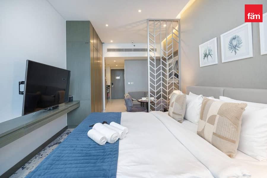 Studio Canal View in Damac Maison Prive Studio Canal View in Damac Maison Prive