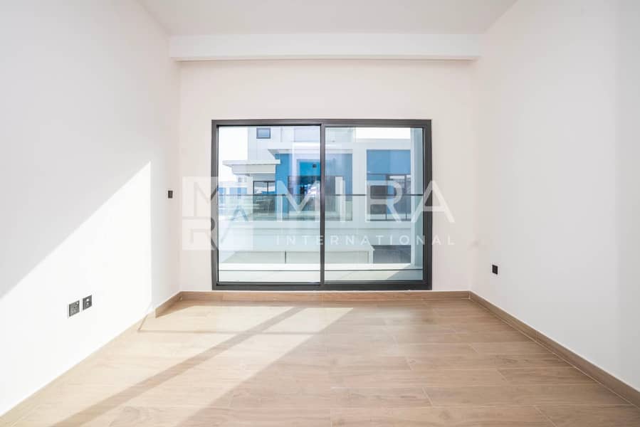 10 5 bed mid Big plot Unit-26