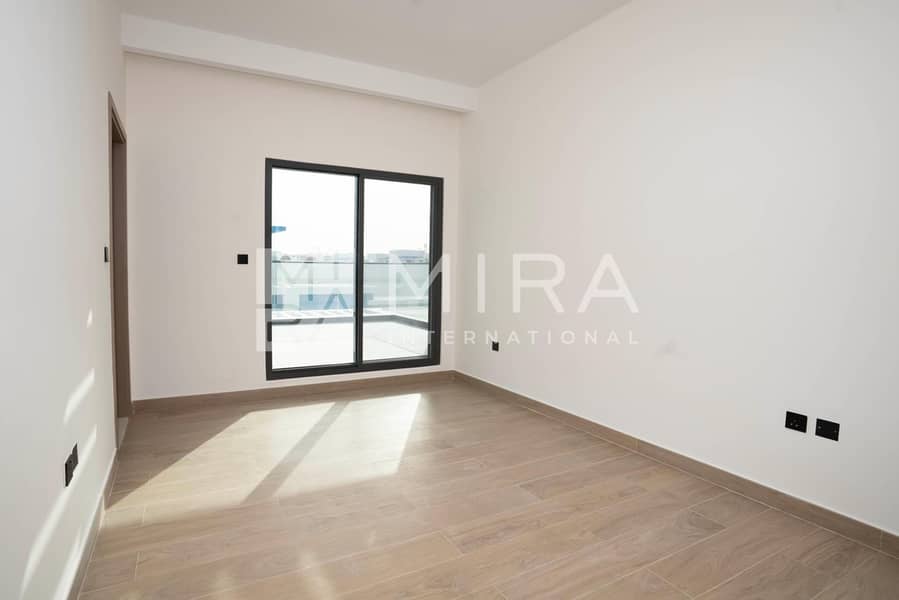 15 5 bed mid Big plot Unit-19