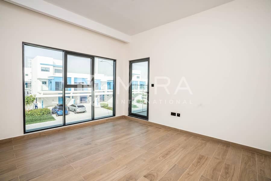 18 5 bed mid Big plot Unit-10