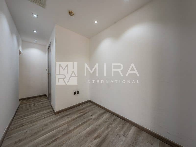 18 MJG00044-HDR. jpg