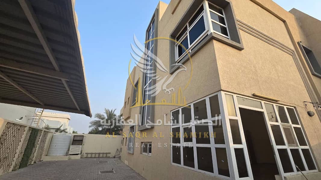 3 فيلا-للا-يجار-4-غرف-الجزات-الشارقة-صورة-العقار-cd-001-04. jpg