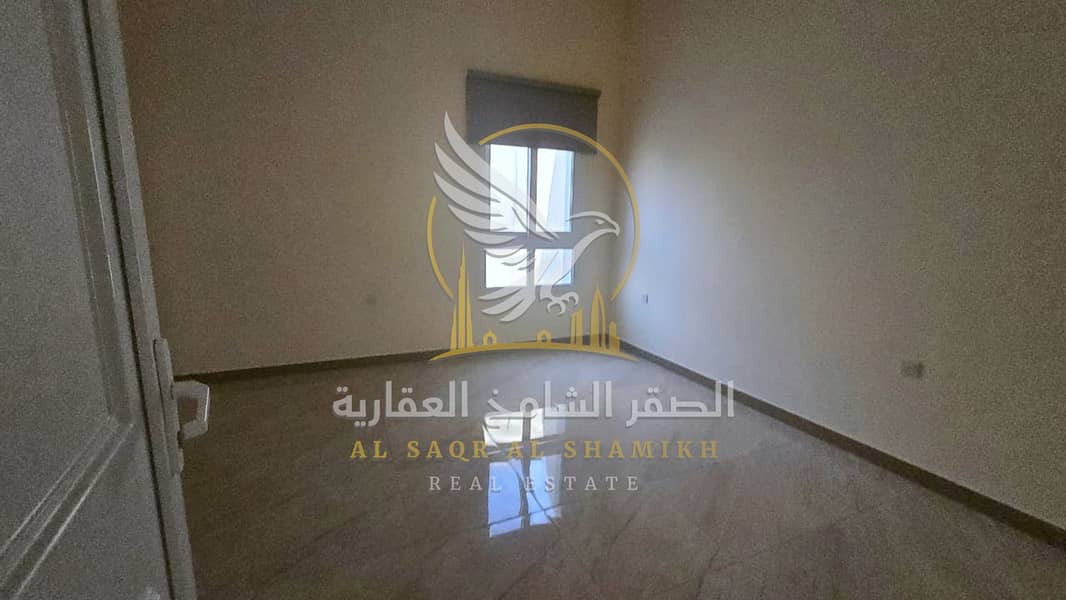 18 فيلا-للا-يجار-4-غرف-الجزات-الشارقة-صورة-العقار-cd-001-26. jpg