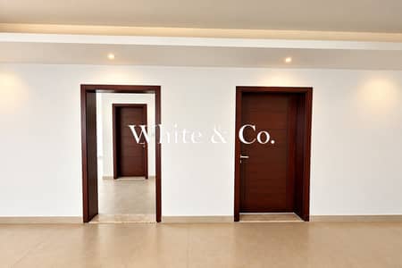 5 habitaciones Villa para en Alquiler en Jumeirah, Dubai - Villa en Jumeirah,Jumeirah 1, 5 dormitorios, 570000 AED - 16701124 5 habitaciones Villa para en Alquiler en Jumeirah, Dubai - Villa en Jumeirah,Jumeirah 1, 5 dormitorios, 570000 AED - 16701124