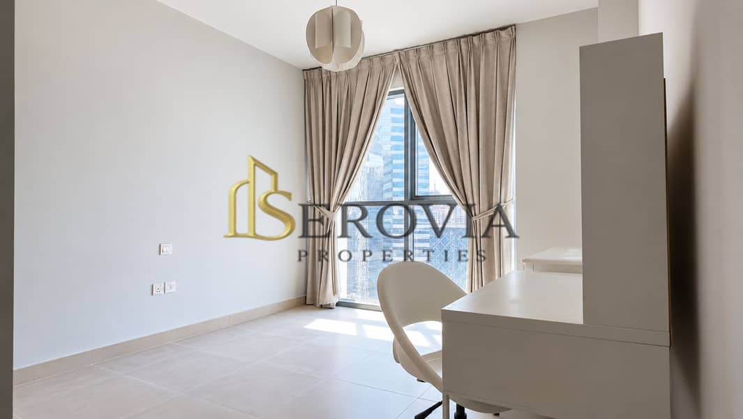 6 Minimalist Room with City View. png
