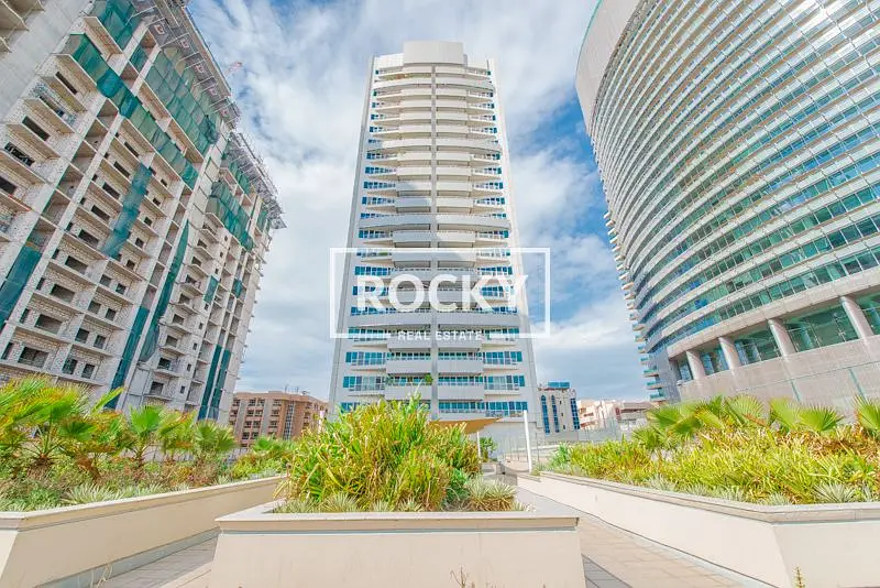 SPACIOUS 2-BEDROOM + MAID’S ROOM APARTMENT FOR RENT IN BUR DUBAI | NEAR CENTREPOINT MALL