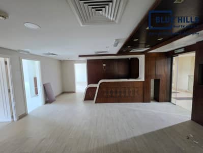 Office para en Alquiler en Deira, Dubai - WhatsApp Image 2026-10-01 at 13.29. 52 (2). jpeg Office para en Alquiler en Deira, Dubai - WhatsApp Image 2026-10-01 at 13.29. 52 (2). jpeg