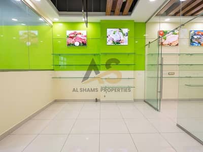 Shop para en Alquiler en Dubai Land Residence Complex (DLRC), Dubai - 1000253117. jpg