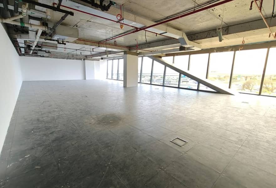2 Office Space I Dubai Frame View I Prime Location — photo 2